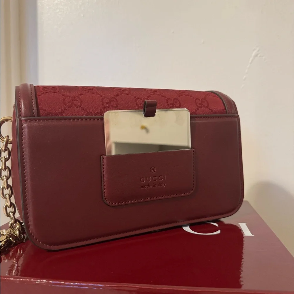 Gucci GG Marmont Small Crossbody Bag in Burgundy Red with Gold Hardware - Picture 3 of 5